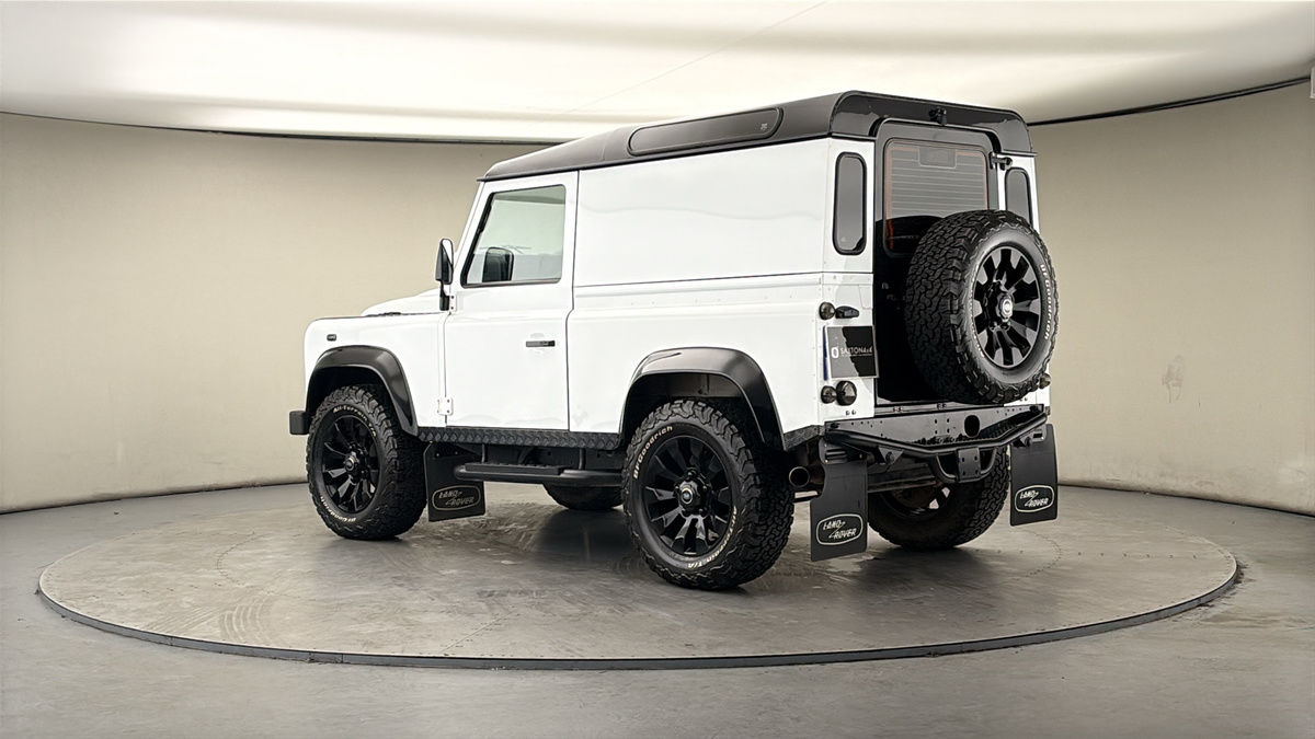 Used Land Rover Defender 2016 for sale - 78018063: Photo 26