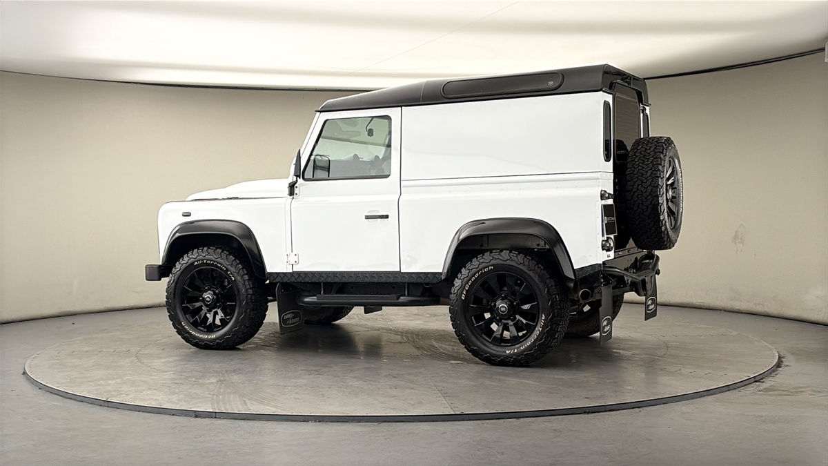 Used Land Rover Defender 2016 for sale - 78018063: Photo 27