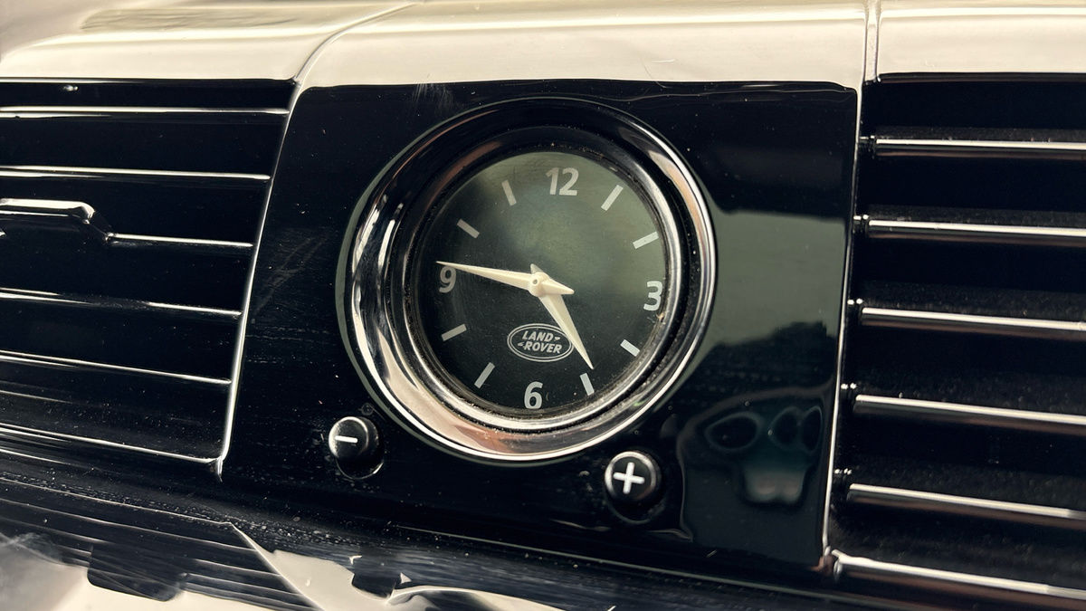 Used Land Rover Defender 2016 for sale - 78018063: Photo 8