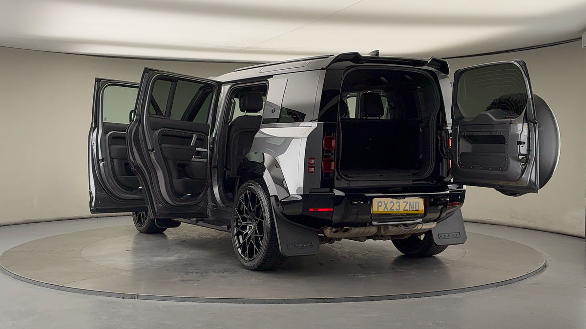 Used Land Rover Defender 110 2023 for sale - 76821431: Photo 23