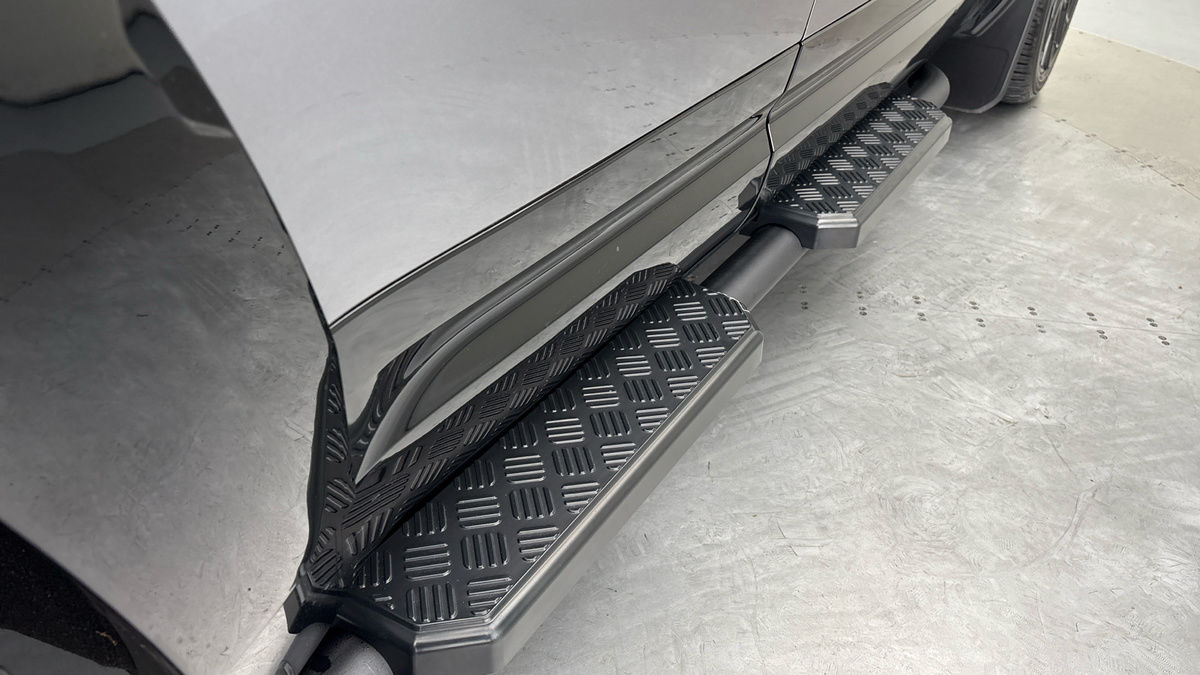 Used Land Rover Defender 110 2023 for sale - 76821431: Photo 25