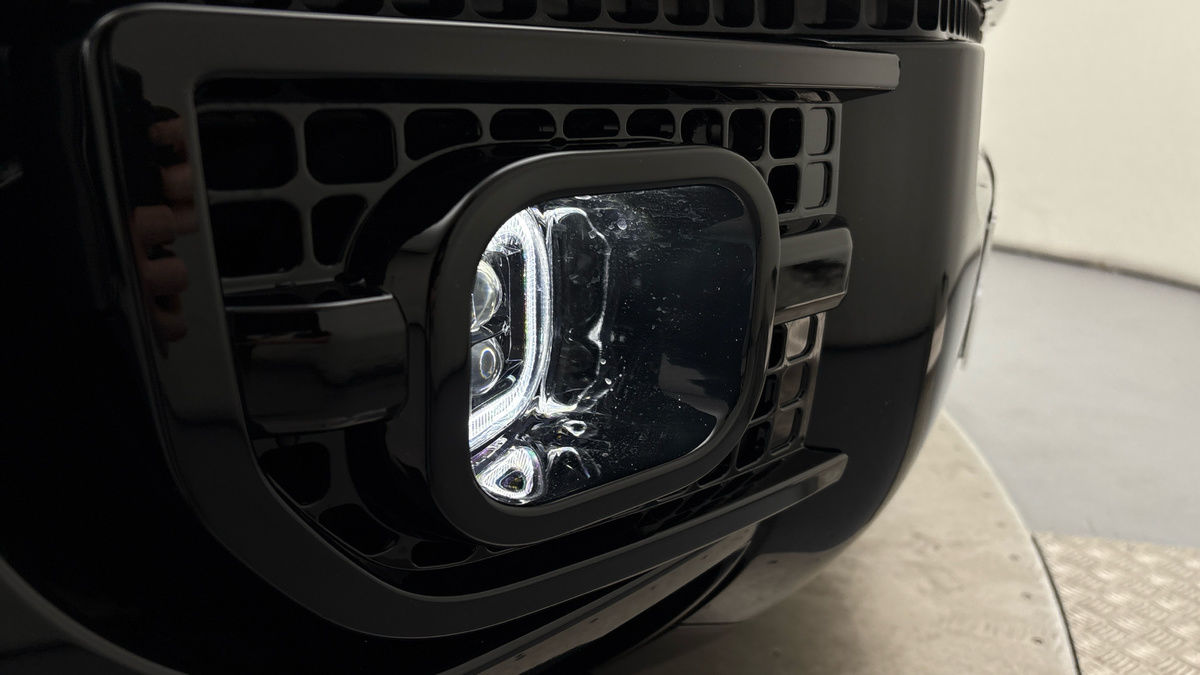 Used Land Rover Defender 110 2023 for sale - 76821431: Photo 27