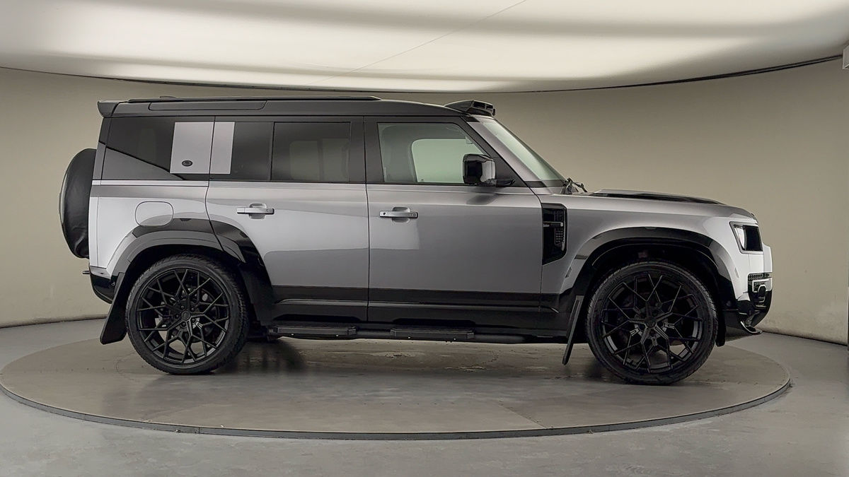 Used Land Rover Defender 110 2023 for sale - 76821431: Photo 39