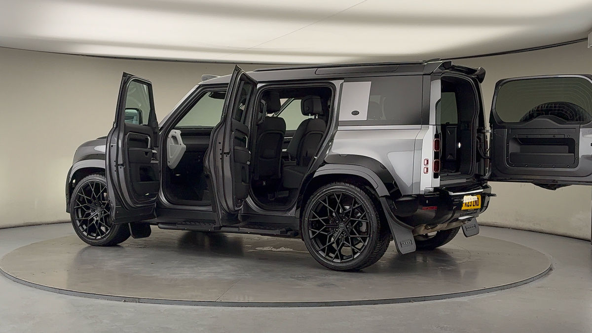 Used Land Rover Defender 110 2023 for sale - 76821431: Photo 48