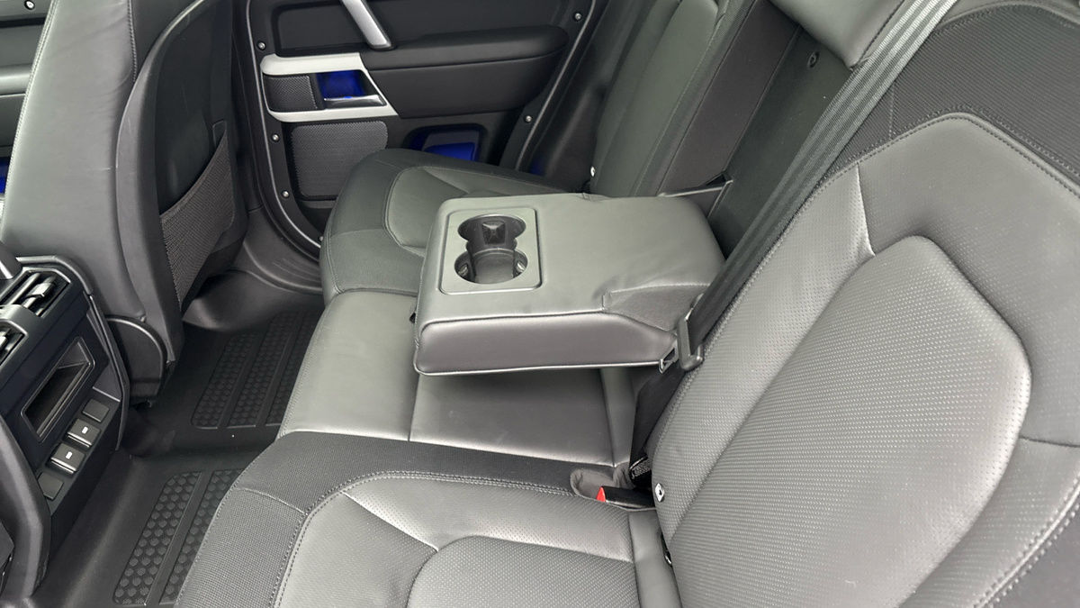 Used Land Rover Defender 110 2023 for sale - 76821431: Photo 9