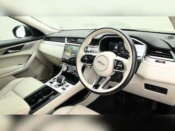 Used Jaguar F-Pace 2021 for sale - 75099759: Photo