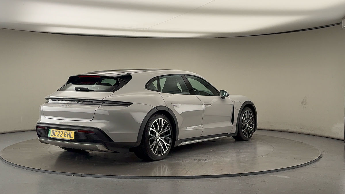 Used Porsche Taycan 2022 for sale - 76751644: Photo 41