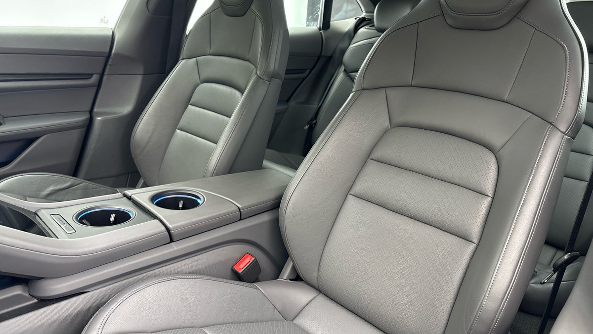 Used Porsche Taycan 2022 for sale - 76751644: Photo 7