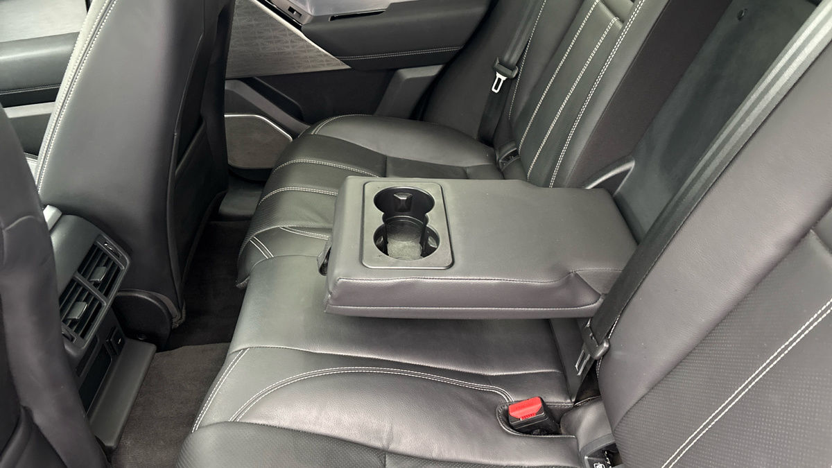 Used Land Rover Range Rover Velar 2023 for sale - 76863665: Photo 9