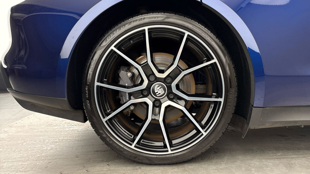 Used Porsche Taycan 2023 for sale - 78168213: Photo 10