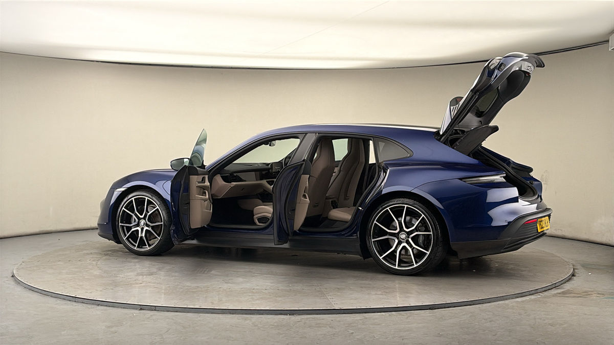 Used Porsche Taycan 2023 for sale - 78168213: Photo 46