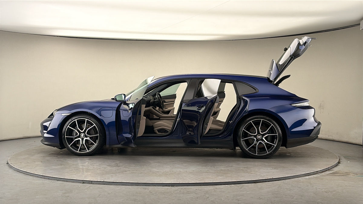 Used Porsche Taycan 2023 for sale - 78168213: Photo 47