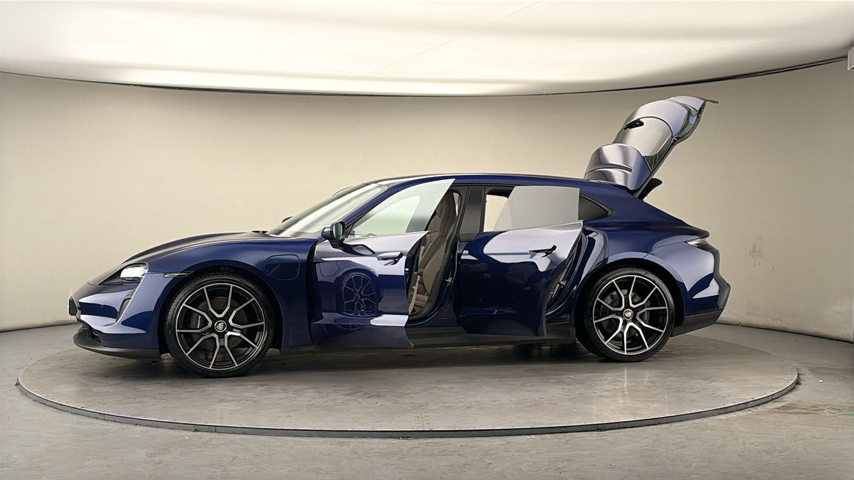 Used Porsche Taycan 2023 for sale - 78168213: Photo 48