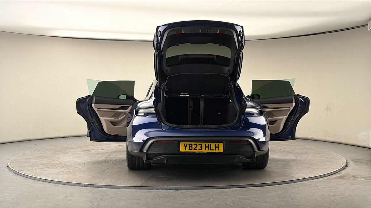 Used Porsche Taycan 2023 for sale - 78168213: Photo 61