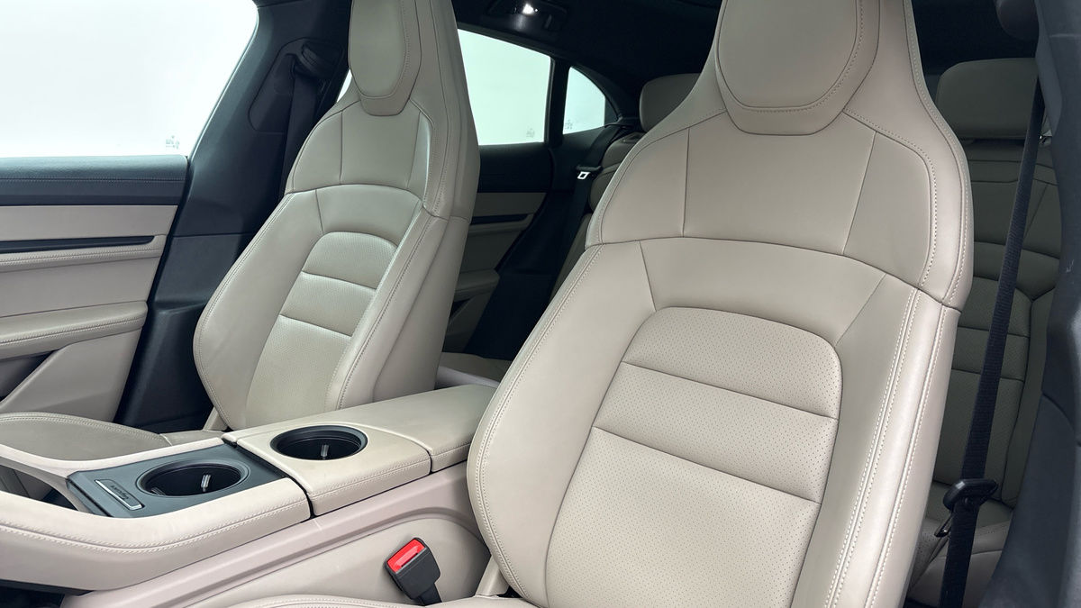 Used Porsche Taycan 2023 for sale - 78168213: Photo 7