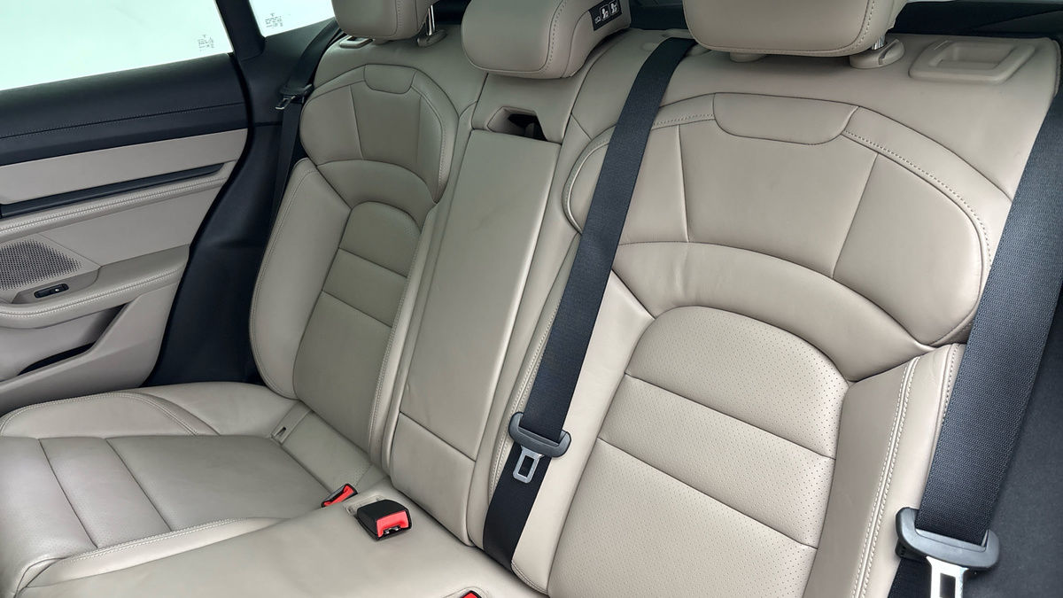 Used Porsche Taycan 2023 for sale - 78168213: Photo 8