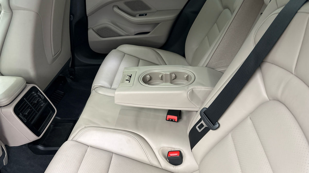 Used Porsche Taycan 2023 for sale - 78168213: Photo 9