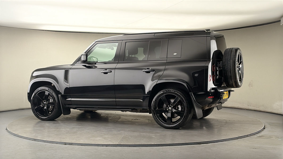 Used Land Rover Defender 110 2024 for sale - 77880808: Photo 26