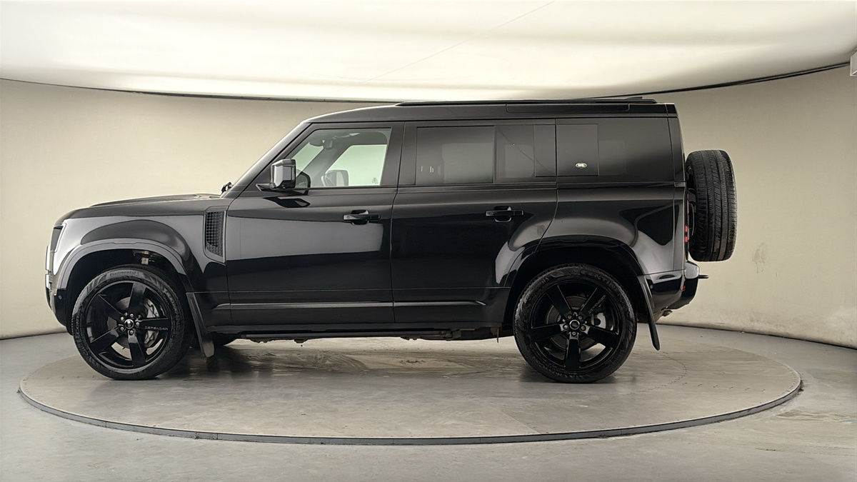 Used Land Rover Defender 110 2024 for sale - 77880808: Photo 27