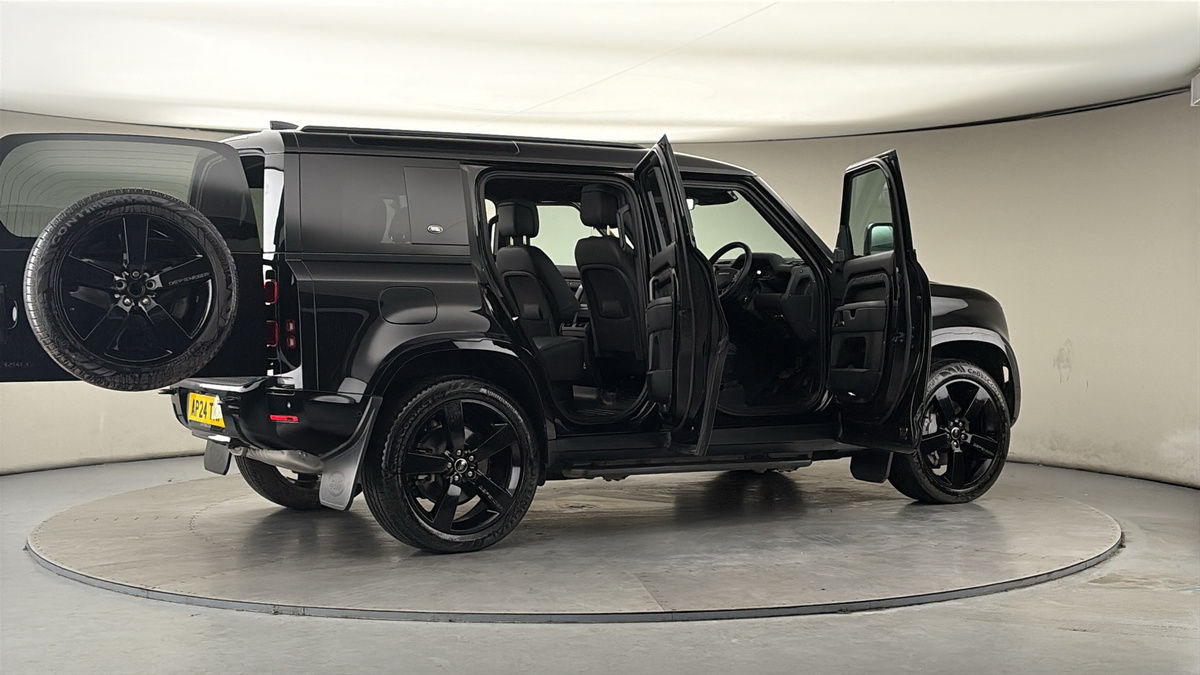 Used Land Rover Defender 110 2024 for sale - 77880808: Photo 57