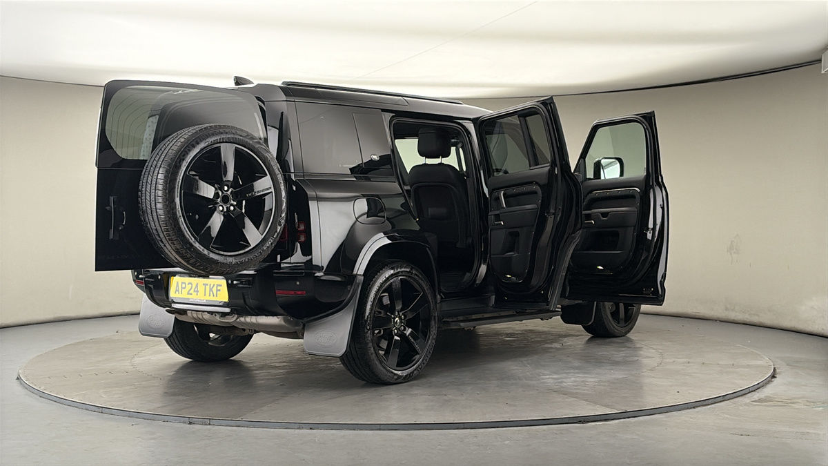 Used Land Rover Defender 110 2024 for sale - 77880808: Photo 58