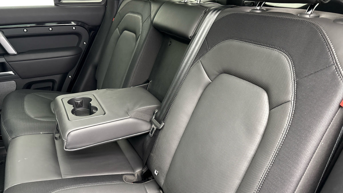 Used Land Rover Defender 110 2024 for sale - 77880808: Photo 9