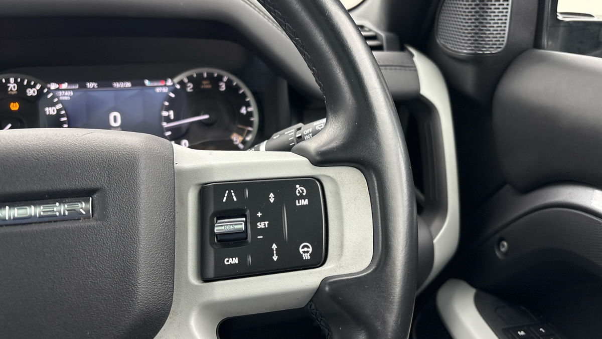 Used Land Rover Defender 110 2023 for sale - 77548012: Photo 14