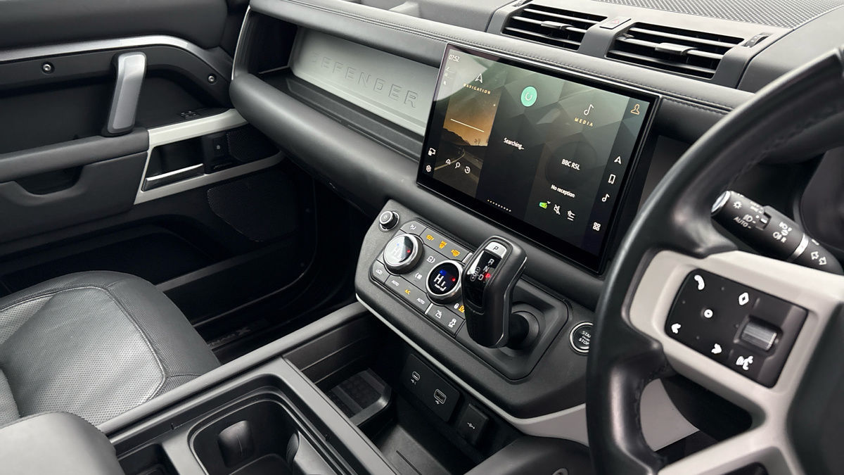 Used Land Rover Defender 110 2023 for sale - 77548012: Photo 18