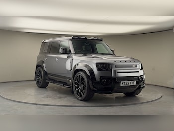 Used Land Rover Defender 110 2023 for sale - 77548012: Photo