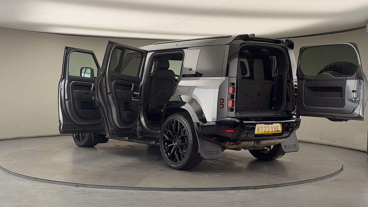 Used Land Rover Defender 110 2023 for sale - 77548012: Photo 46