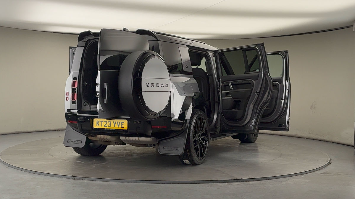 Used Land Rover Defender 110 2023 for sale - 77548012: Photo 62