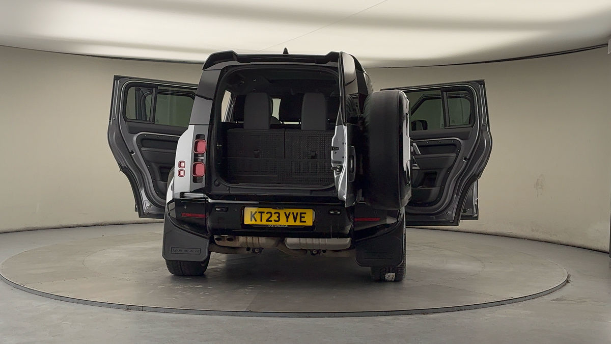 Used Land Rover Defender 110 2023 for sale - 77548012: Photo 63