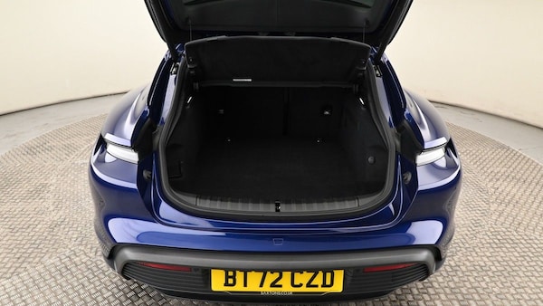 Used Porsche Taycan 2022 for sale - 75655127: Photo 10