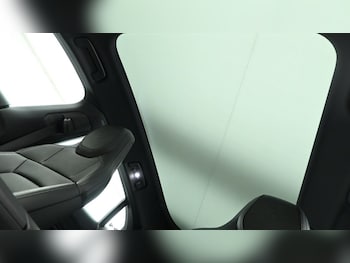 Used Porsche Taycan 2022 for sale - 75655127: Photo