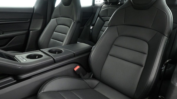 Used Porsche Taycan 2022 for sale - 75655127: Photo 4