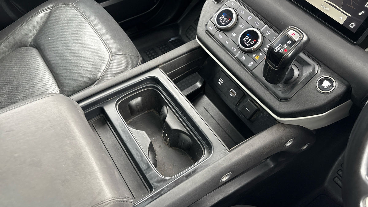 Used Land Rover Defender 110 2023 for sale - 77595023: Photo 18