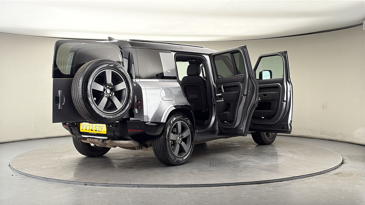 Used Land Rover Defender 110 2023 for sale - 77595023: Photo 59