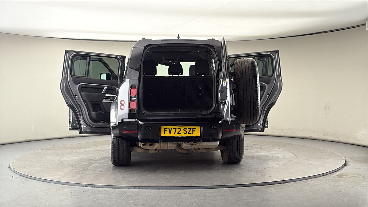 Used Land Rover Defender 110 2023 for sale - 77595023: Photo 61