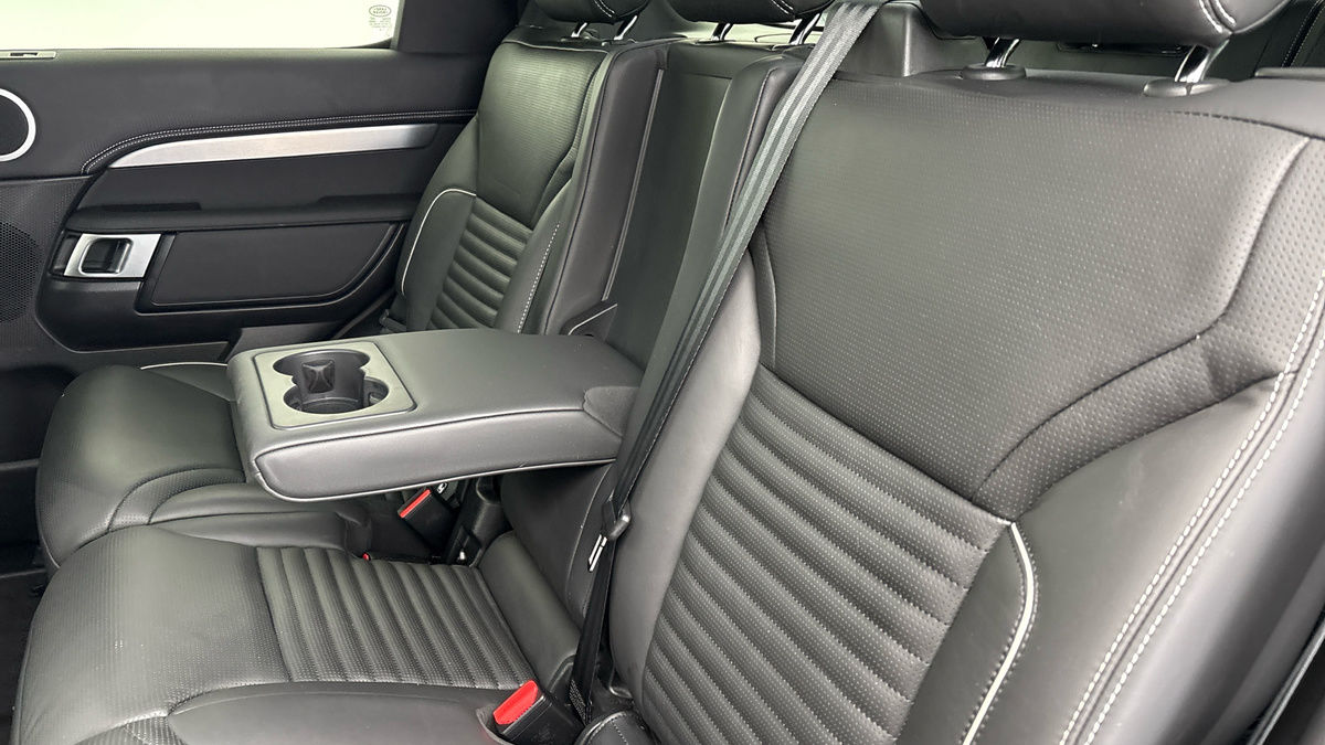 Used Land Rover Discovery 2023 for sale - 78004138: Photo 9