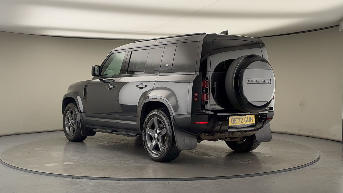 Used Land Rover Defender 110 2023 for sale - 77129248: Photo 2