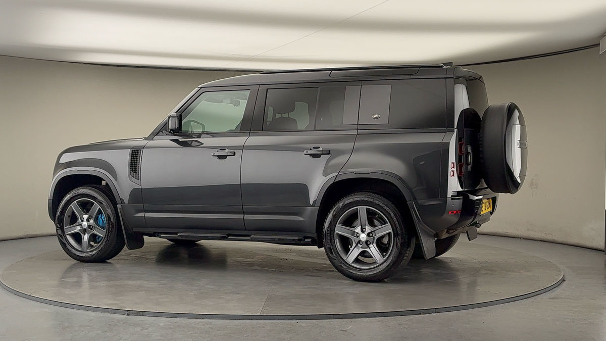 Used Land Rover Defender 110 2023 for sale - 77129248: Photo 26