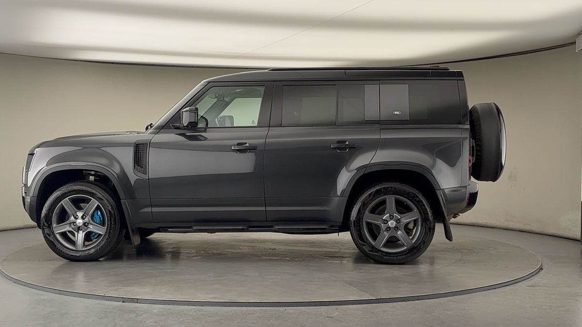 Used Land Rover Defender 110 2023 for sale - 77129248: Photo 27