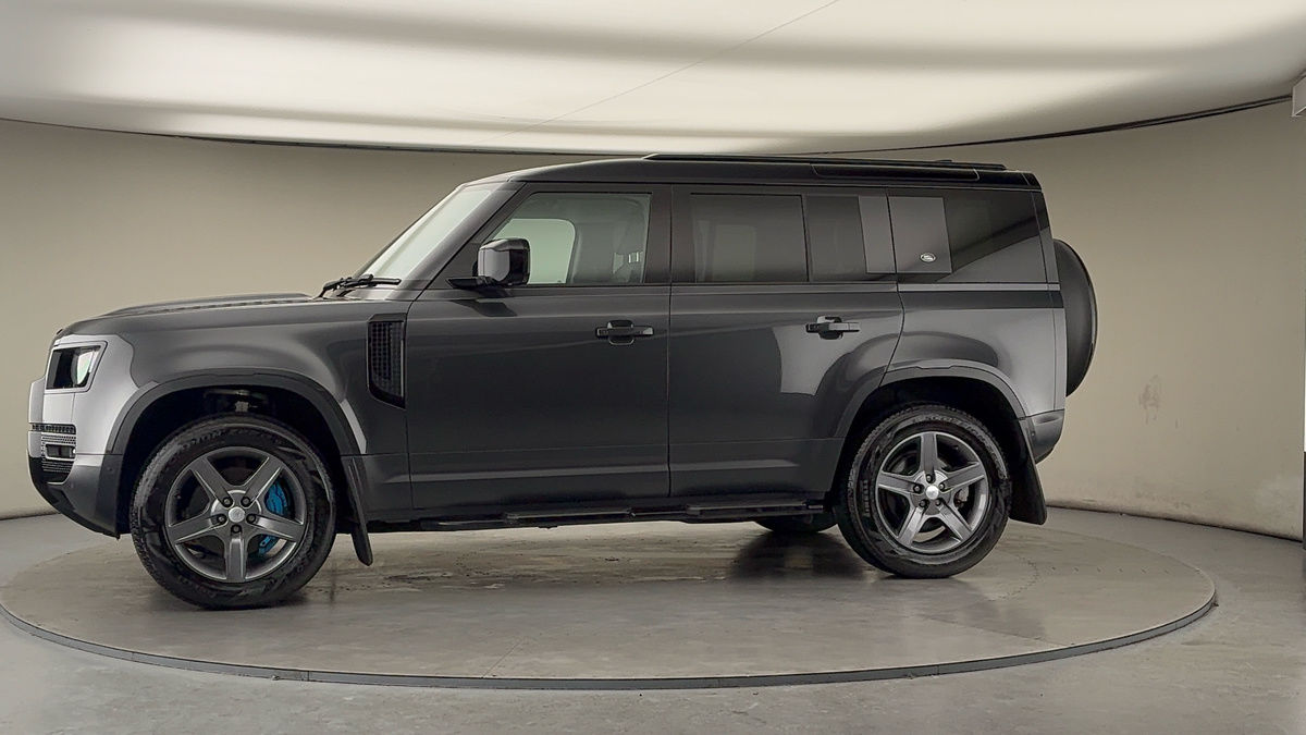 Used Land Rover Defender 110 2023 for sale - 77129248: Photo 28