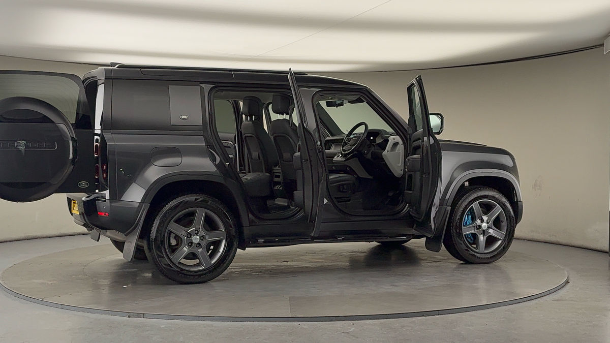 Used Land Rover Defender 110 2023 for sale - 77129248: Photo 57