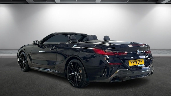 Used BMW 8 Series 2019 for sale - 75803180: Photo 2