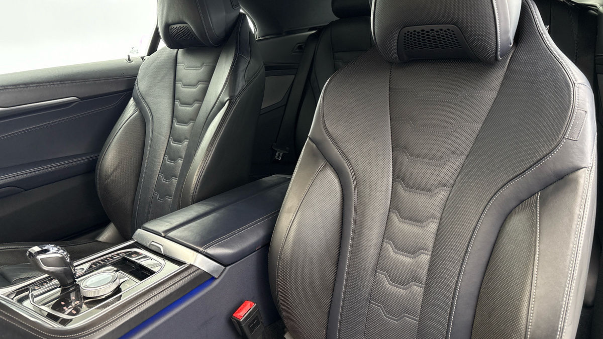 Used BMW 8 Series 2019 for sale - 75803180: Photo 7