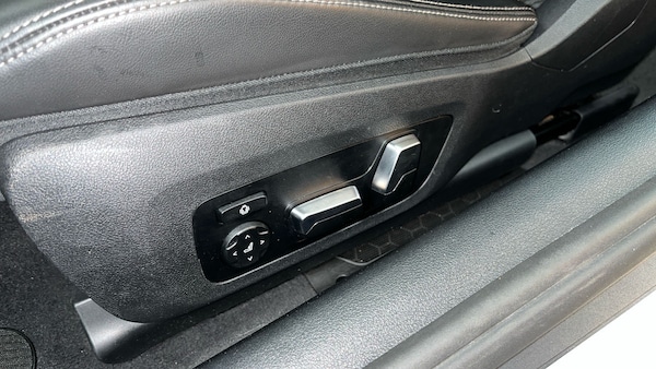 Used BMW 8 Series 2019 for sale - 75803180: Photo 9