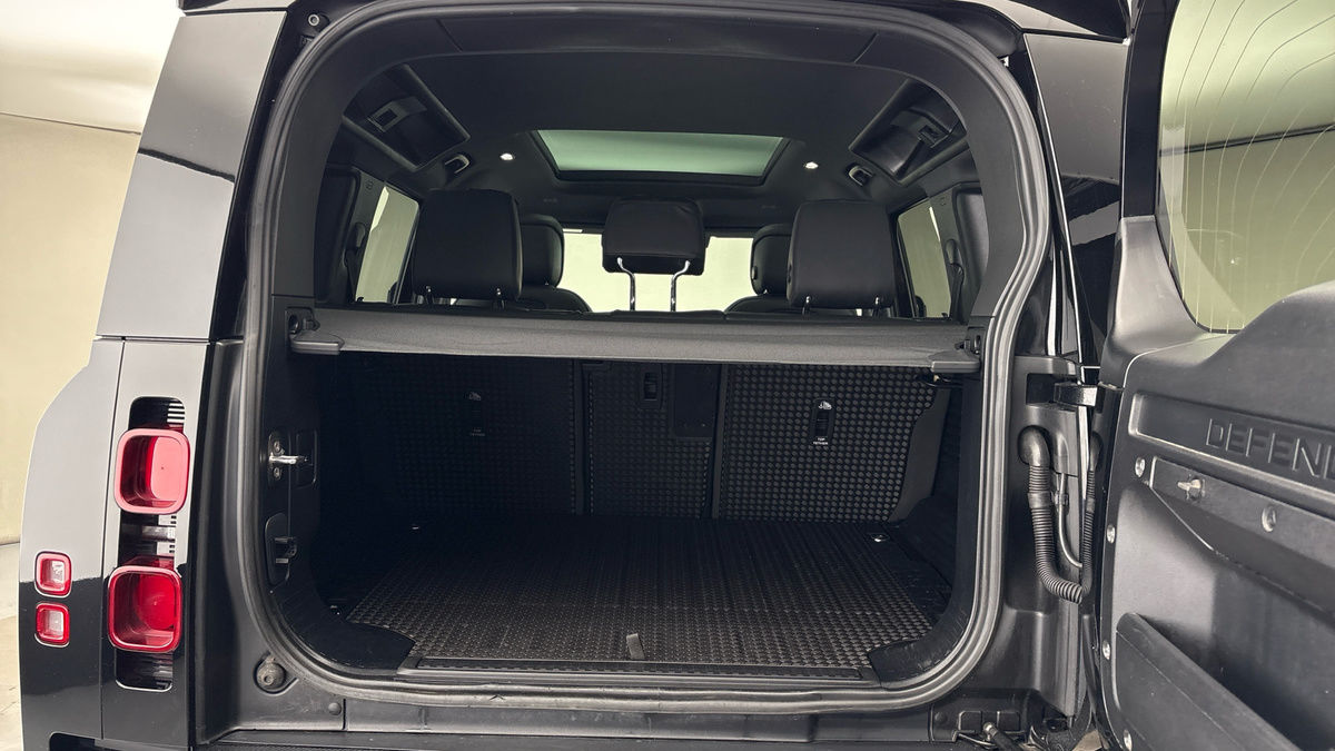 Used Land Rover Defender 110 2021 for sale - 76510555: Photo 11