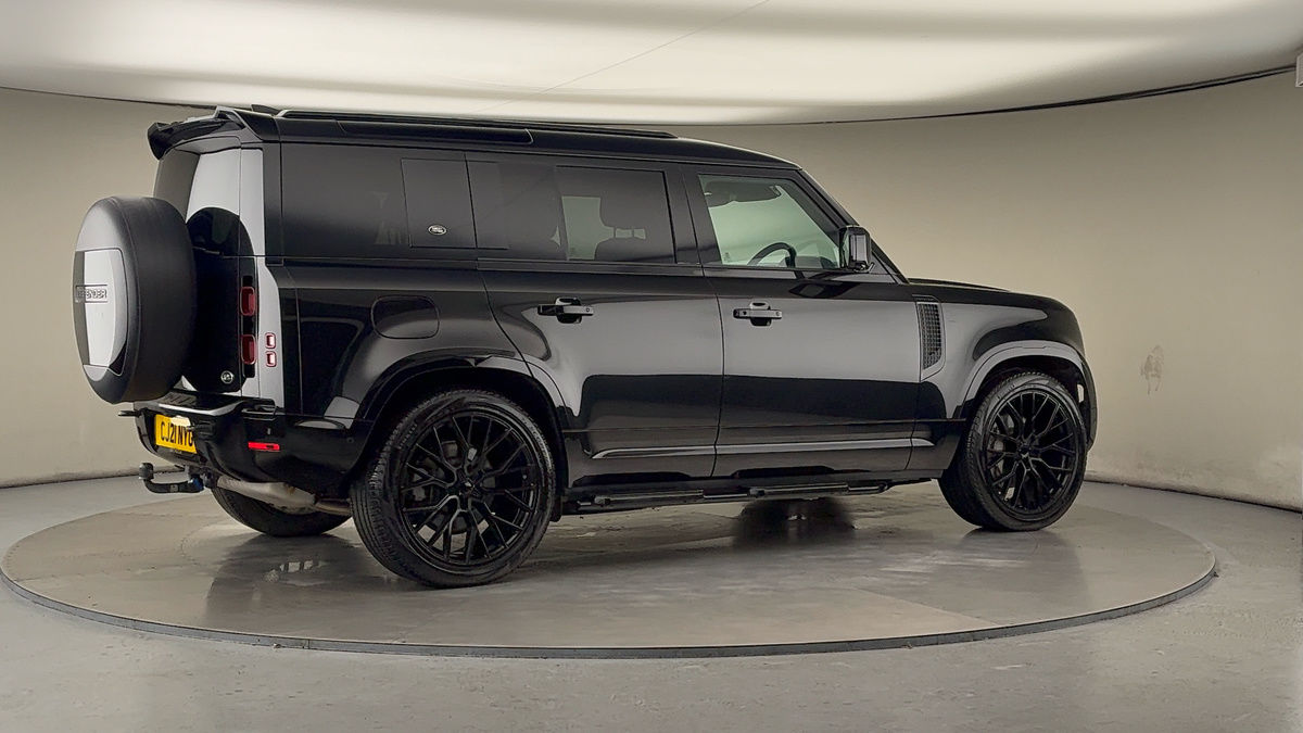 Used Land Rover Defender 110 2021 for sale - 76510555: Photo 38