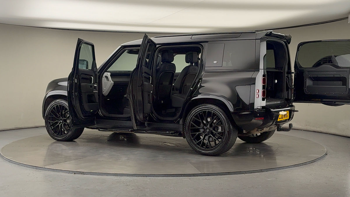 Used Land Rover Defender 110 2021 for sale - 76510555: Photo 45